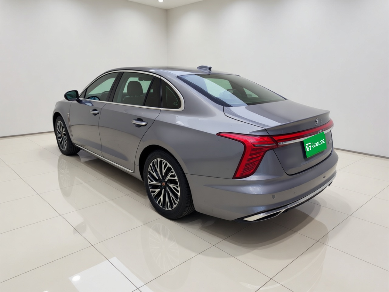 Hongqi H5 2024 2.0T Automatic Smart Connect Flagship Edition - Chinese Trim Chang — снимка 4