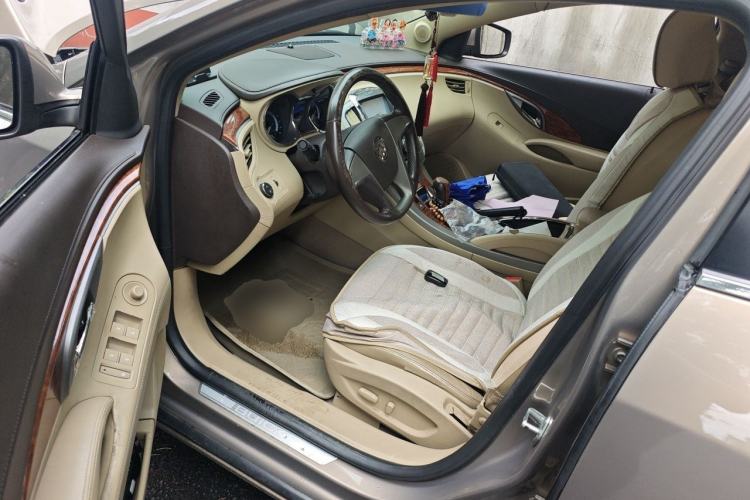 Used Buick LaCrosse 2012 2.4L SIDI Elegant Edition
