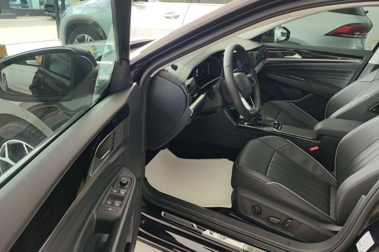 Used Volkswagen Passat 2023 Revised 330TSI Starry Elite Edition