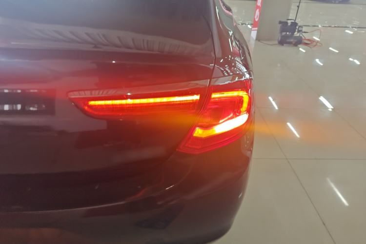 Used Buick LaCrosse 2018 28T Elite Edition