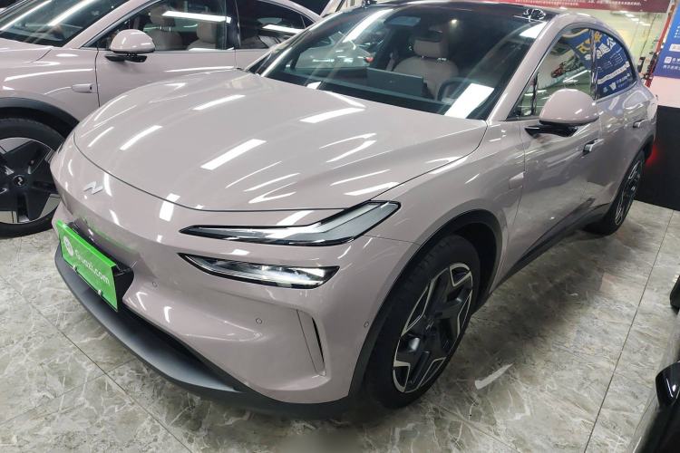 Used ONVO L60 2024 60 kWh All-Wheel Drive