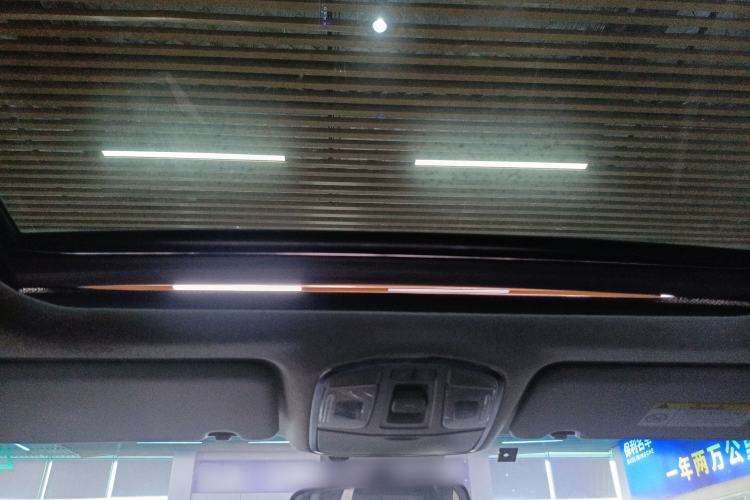 Used Hyundai Tucson 2015 1.6T Dual-Clutch Two-Wheel-Drive Smart Model Headliner