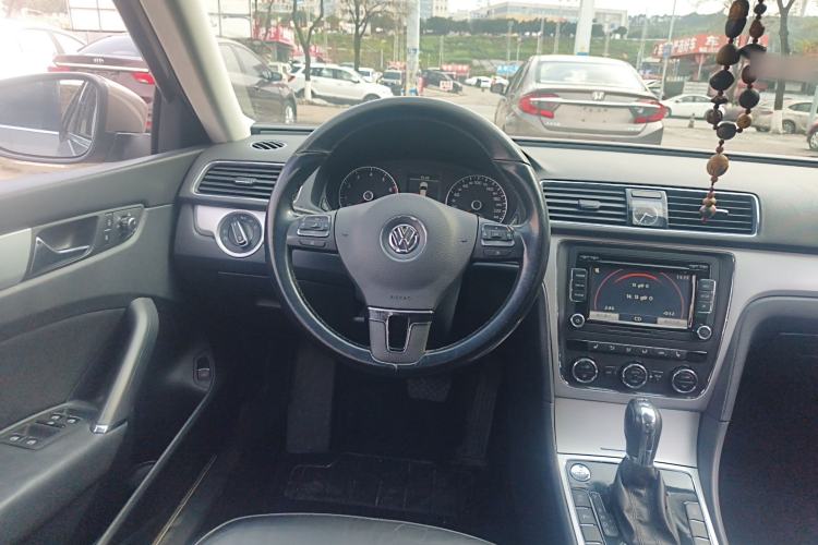 Used Volkswagen Passat 2015 1.8TSI DSG Prestige Edition