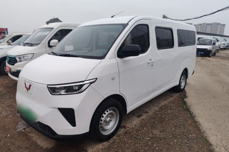 Used Wuling Yangguang 2025 Model 400km Bus Edition—Comfort Edition