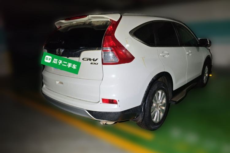 Used Honda CR-V 2015 2.0L two-wheel drive Fashion Edition Rear Right 45 Deg