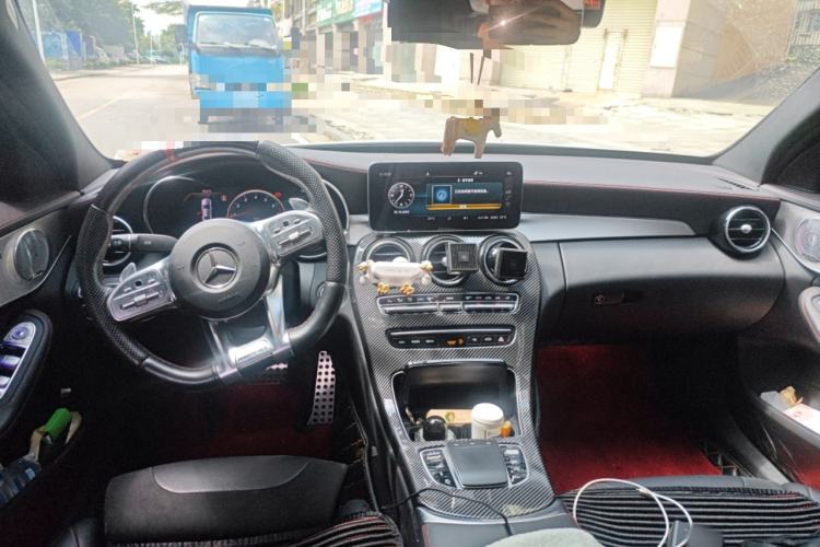 Used Mercedes-Benz C-Class AMG 2019 AMG C 43 4MATIC Center Console