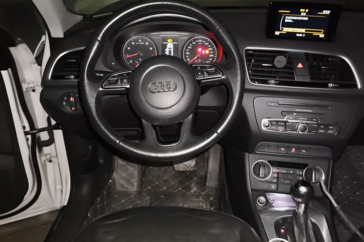 Used Audi Q3 2016 30 TFSI Fashion Model
