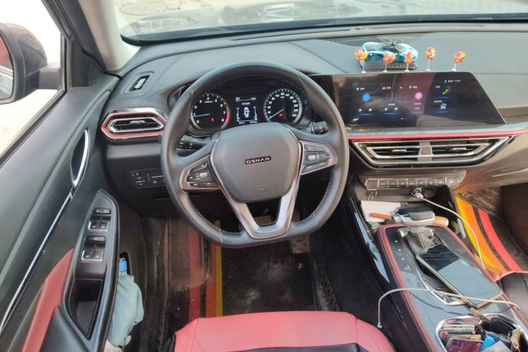 Used CHANGAN OSHAN X5 2021 Revised Version 1.5T DCT Luxury Edition Steering Wheel