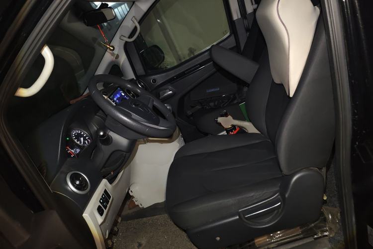 Used JAC Refine M3 2022 PLUS IKEA Edition 1.8L Comfort Version