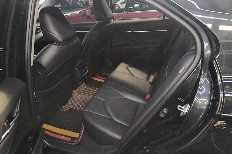 Used Toyota Camry 2021 2.0G Luxury Edition Left Rear Seat