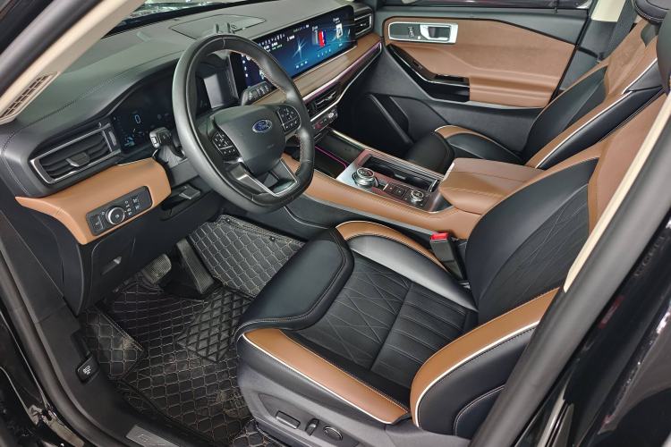 Used Ford Explorer 2023 EcoBoost 285 Four-Wheel Drive Titanium Edition 7-Seater