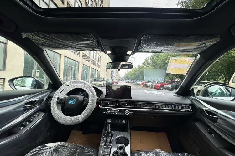 Used Honda Civic 2025 240TURBO CVT SmartFun Pro
