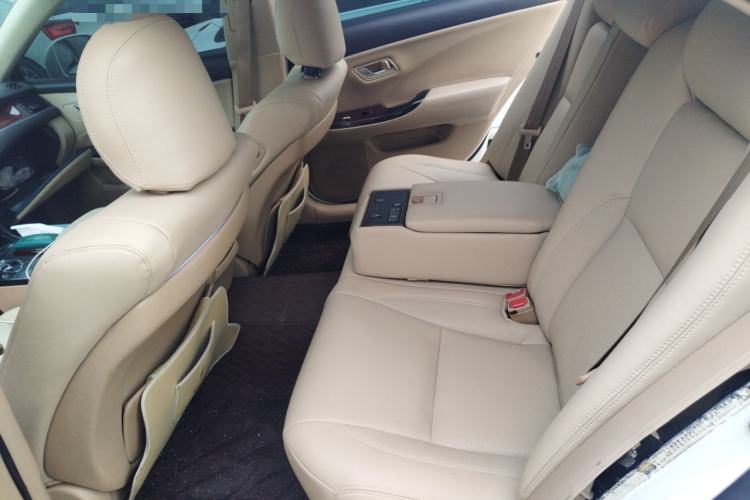 Used Toyota Crown 2010 2.5L Royal Leather Sunroof Navigation Edition