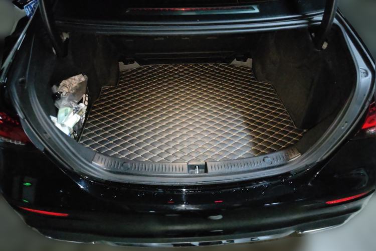 Used Mercedes-Benz E-Class 2021 Restyled E 300 L Sport Luxury Edition Trunk