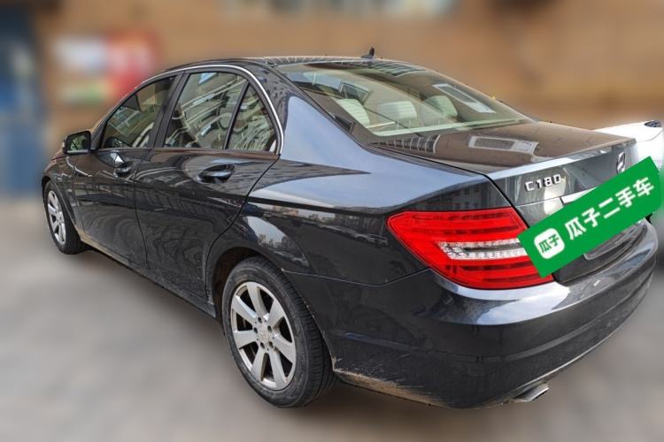 Used Mercedes-Benz C-Class 2010 C 180K Classic model