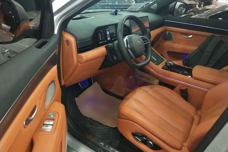 Used Hima AITO M7 2024 1.5T Intelligent Driving All-Wheel Drive Pro Version 5 Seats Ternary Lithium Battery
