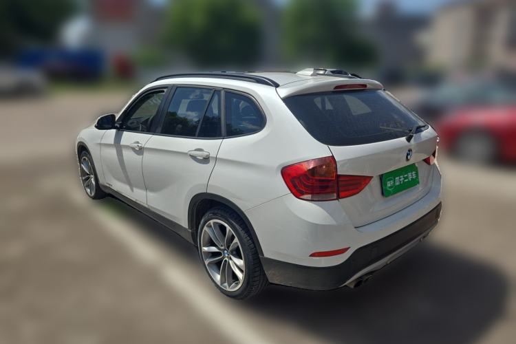 Used BMW X1 2015 sDrive18i Leading Edition
