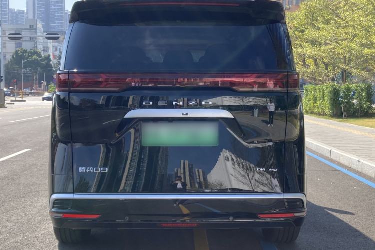 Used Denza D9 2024 DM-i 980 Four-Wheel Drive Prestige Model