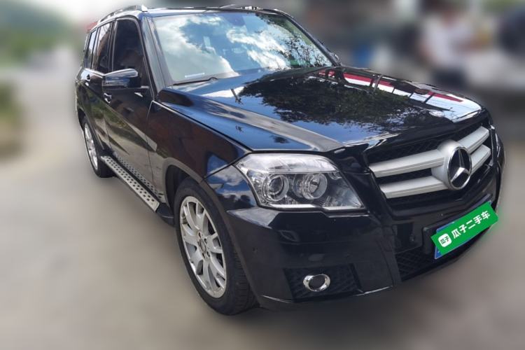 Used Mercedes-Benz GLK-Class 2011 GLK 300 4MATIC Dynamic Model Front Right 45 Deg