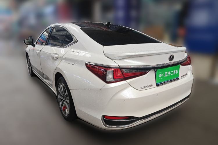 Used Lexus ES 2022 200 Excellence Edition
