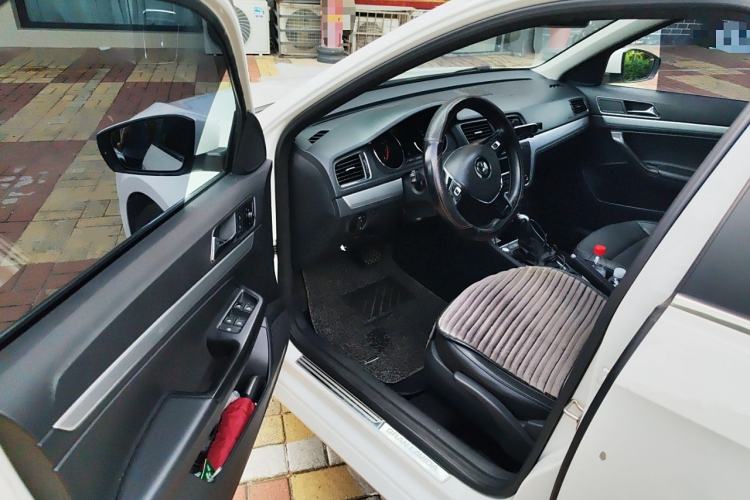 Used Volkswagen Gran Lavida 2017 180TSI DSG Comfort Edition
