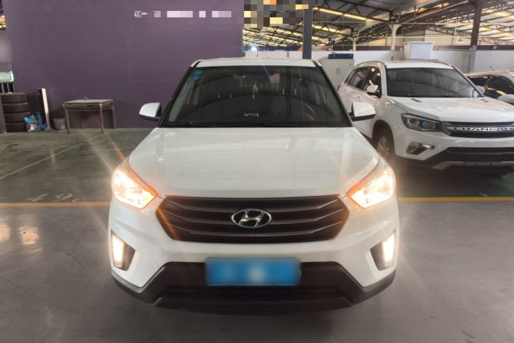 Used Hyundai ix25 2015 1.6L Automatic Two-Wheel Drive Fashionable GS Model Front