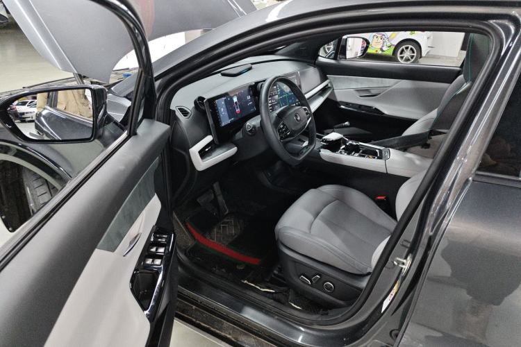 Used CHANGAN UNI-T 2023 2nd Generation 1.5T Flagship Version
