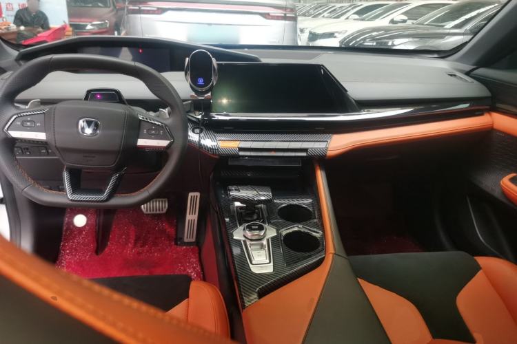 Used CHANGAN UNI-V 2023 2.0T Leading-Speed Edition