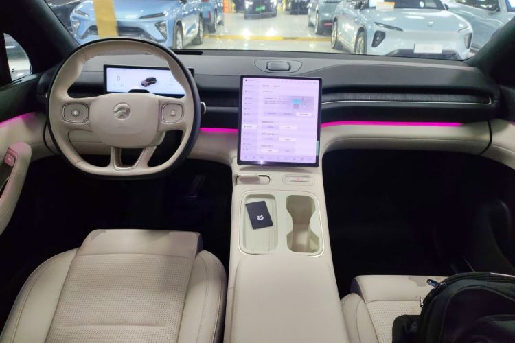 Used Nio ES6 2023 75 kWh
