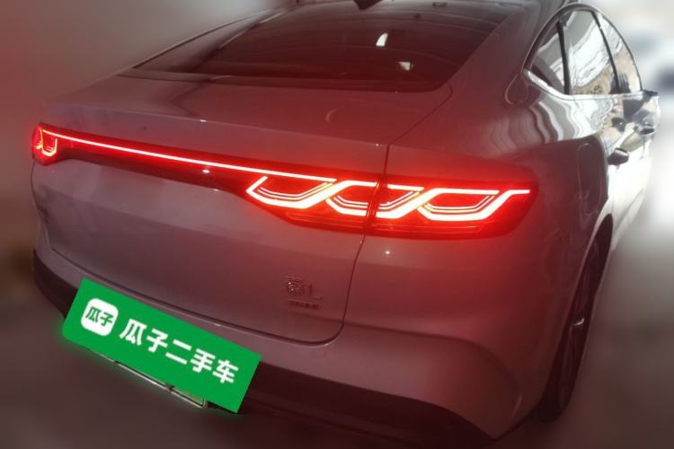 Used BYD Qin L 2025 DM-i Smart Drive 80KM Leading Model