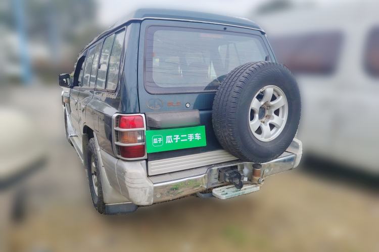 Used Leopaard Heijingang 2009 2.4L Manual 4x4