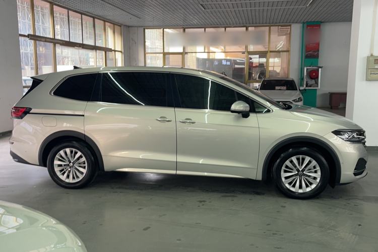 Used Volkswagen Viloran 2022 330TSI Business Edition