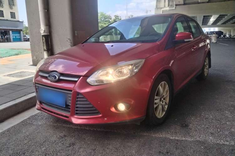 Used Ford Focus 2012 Sedan 1.6L Automatic Comfort Model
