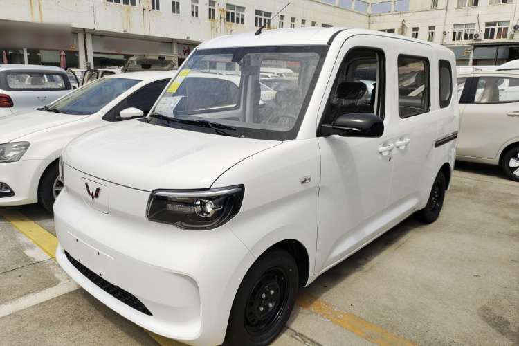 Used Wuling Zhiguang New Energy 2025 Standard Model