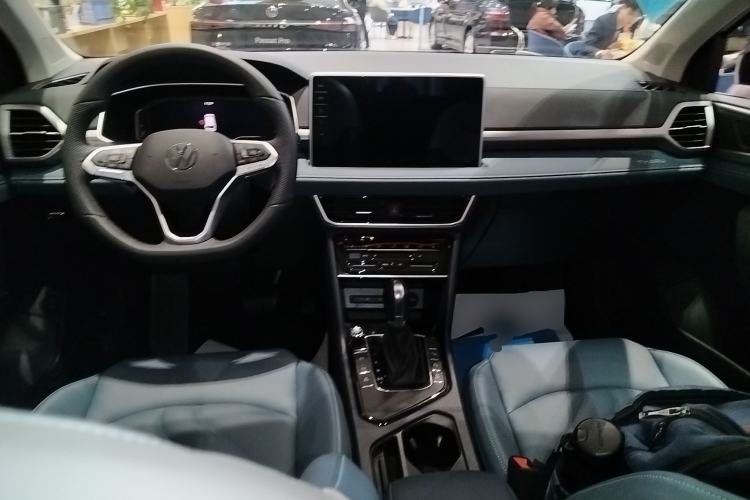 Used Volkswagen Tharu 2024 300TSI Two-Wheel-Drive Moon Luxury Edition