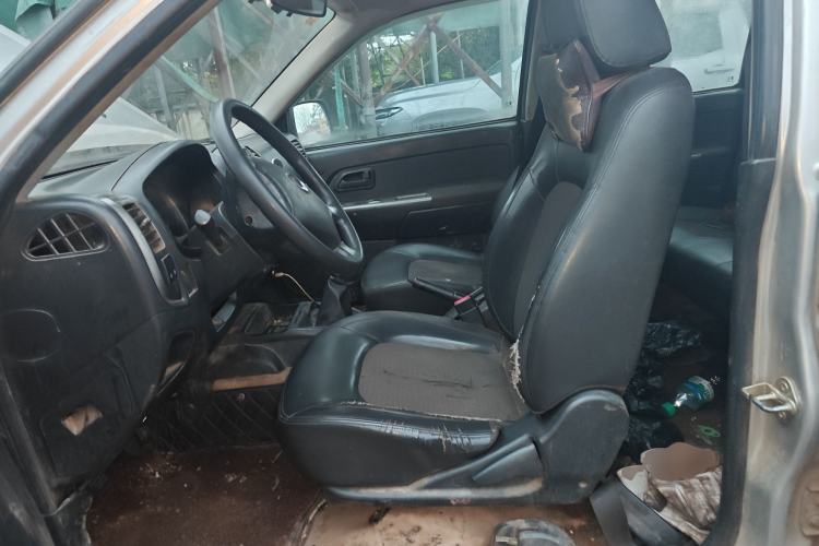 Used Great Wall Wingle 5 2016 2.8T Two-Wheel-Drive Entry-Level GW2.8TC Big Double-Cab GW2.8TC