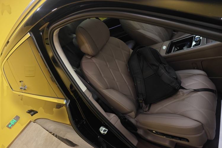 Used Hima AITO M9 2025 Extended-Range Ultra Version 52 kWh 6-Seater
