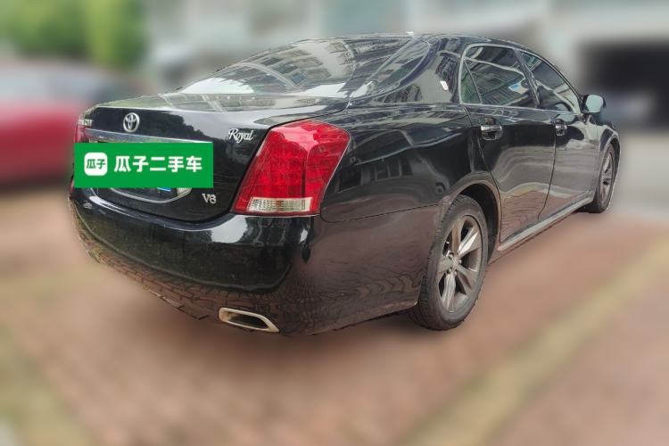 Used Toyota Crown 2010 2.5L Royal Leather Sunroof Edition
