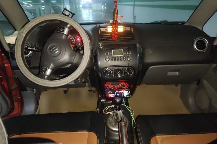 Used Suzuki SX4 2010 Hatchback 1.6L Manual Champion Limited Edition
