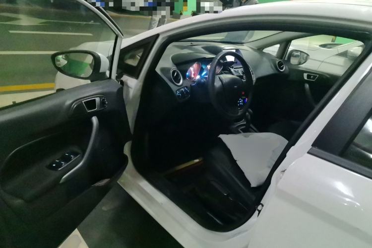 Used Ford Fiesta 2013 Hatchback 1.5L Automatic Fashion Edition