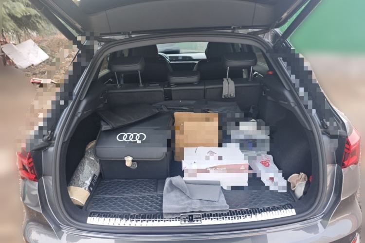 Used Audi Q3 2025 quattro 45th Anniversary Edition 40TFSI Fashionable and Dynamic Model Trunk