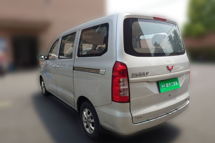 Used Wuling Hongguang V 2019 1.5L Standard Version China VI LAR