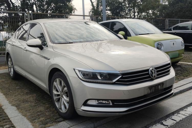 Used Volkswagen Magotan 2019 330TSI DSG Luxury Model China V Standard