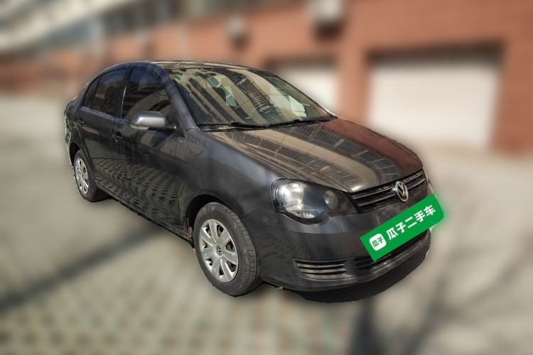 Used Volkswagen Polo 2011 Jingqu 1.4L Manual Sile Edition Front Right 45 Deg