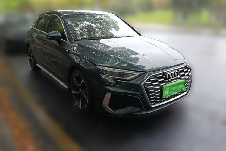 Used Audi A3 2022 Sportback 35 TFSI Fashionable Sports Model Front Right 45 Deg