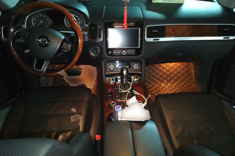 Used Volkswagen Touareg 2011 3.0 TSI High-End Version