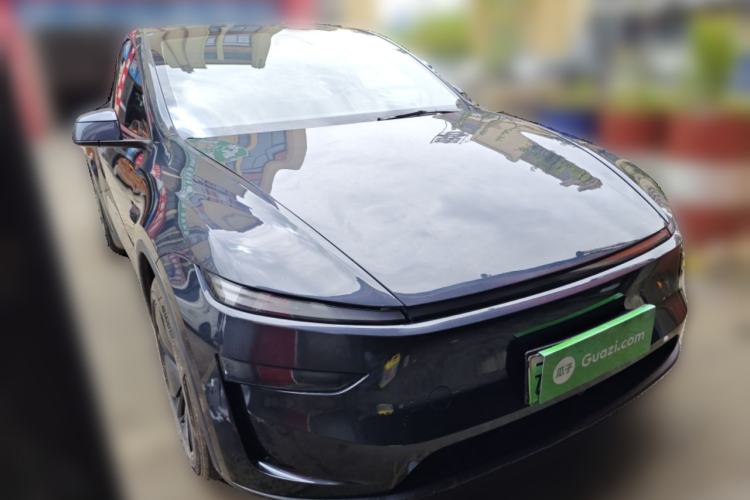 Used Tesla Model Y 2025 Long-Range All-Wheel Drive First Edition