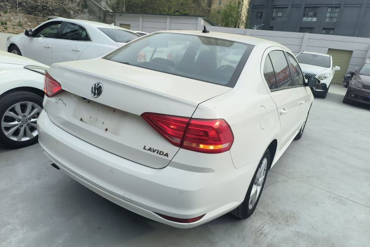 Used Volkswagen Lavida 2017 1.6L Automatic Fashion Edition Rear Right 45 Deg