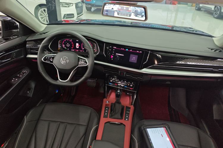 Used Volkswagen Passat 2024 380TSI Starry Luxury Edition
