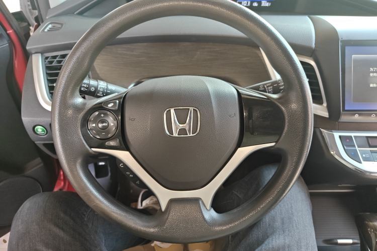 Used Honda Jade 2016 1.8L Automatic Comfort Version 5 Seats
